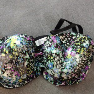 Never Worn Victoria Bra 38B Dream Angels Demi Bra